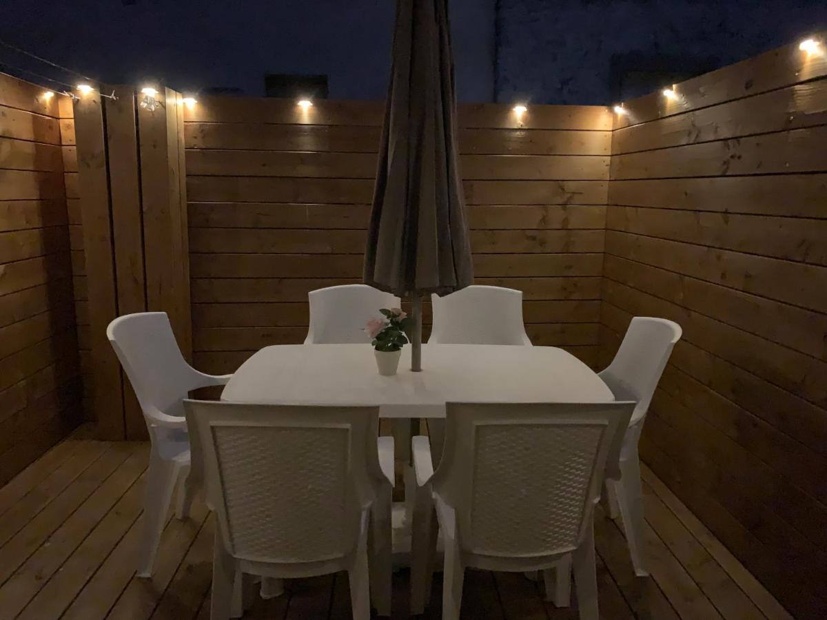 Les Halles 2, Climatisation, Terrasse, Garage * Narbonne