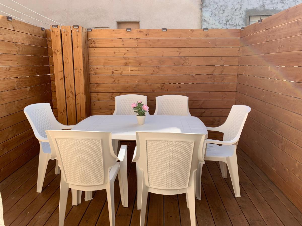 Les Halles 2, Climatisation, Terrasse, Garage