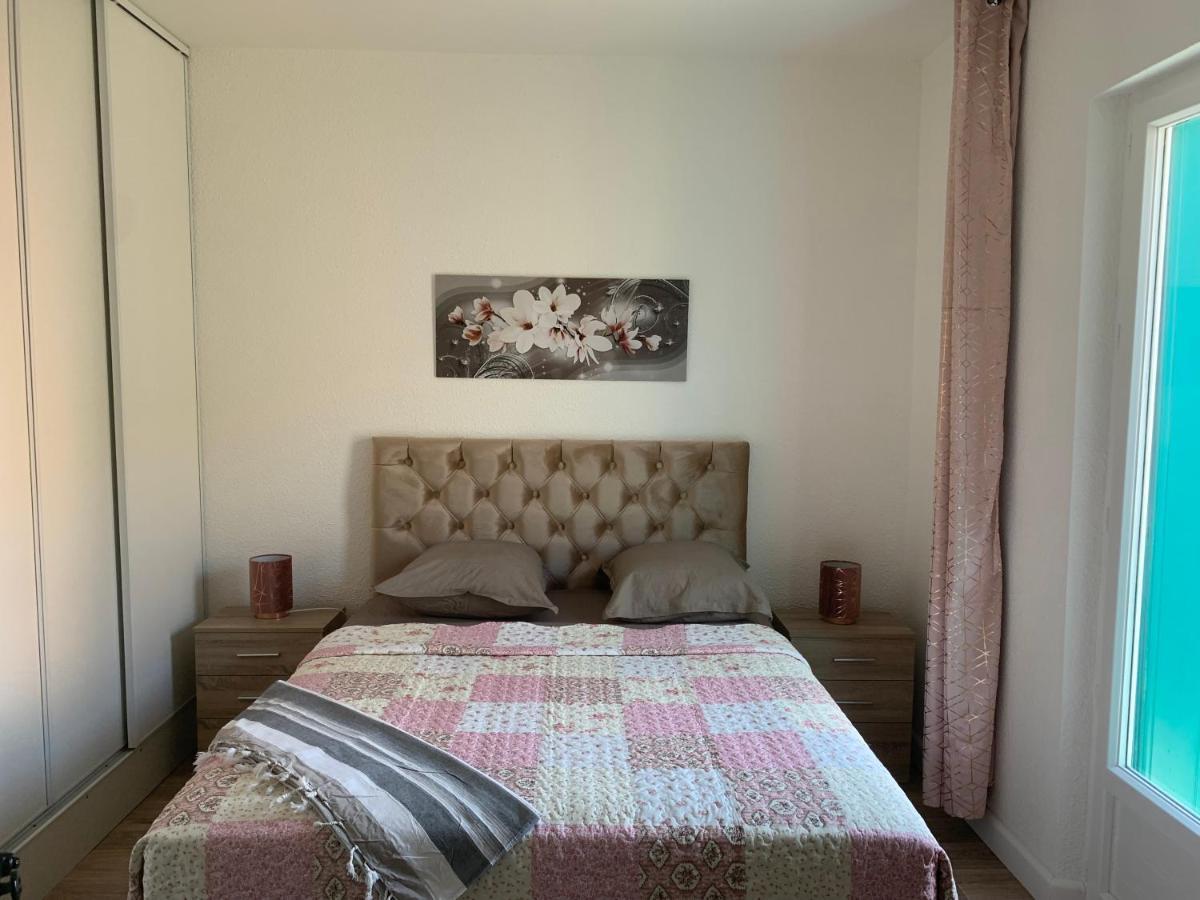Les Halles 2, Climatisation, Terrasse, Garage Apartment Narbonne